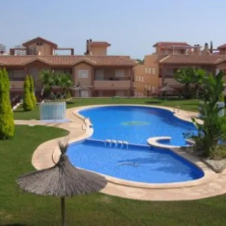 Casa Con Terraza Y Piscina R125 By Novadesta Holiday home
