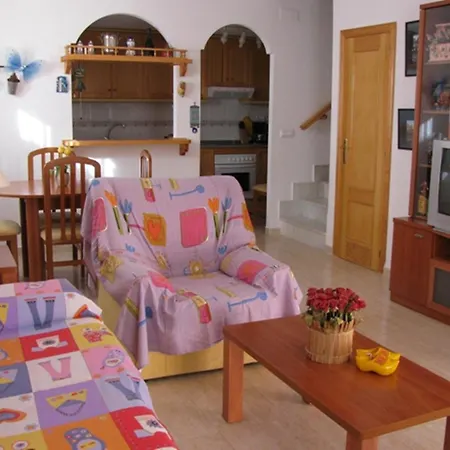 Casa Con Terraza Y Piscina R125 By Novadesta Puerto Marino
